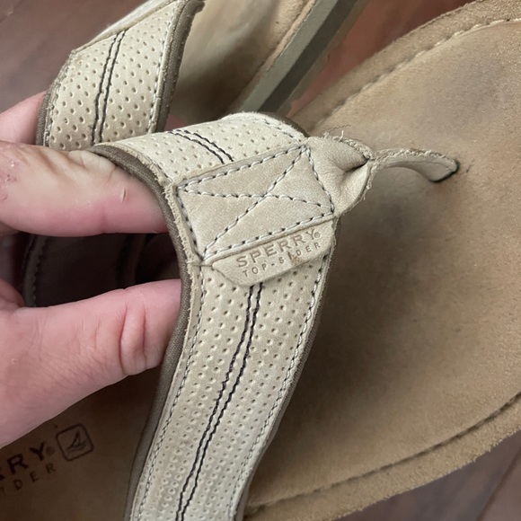 Sperry Cream Tan Leather Flip Flops Sandals Top Sliders Size 10 - Picture 3 of 10